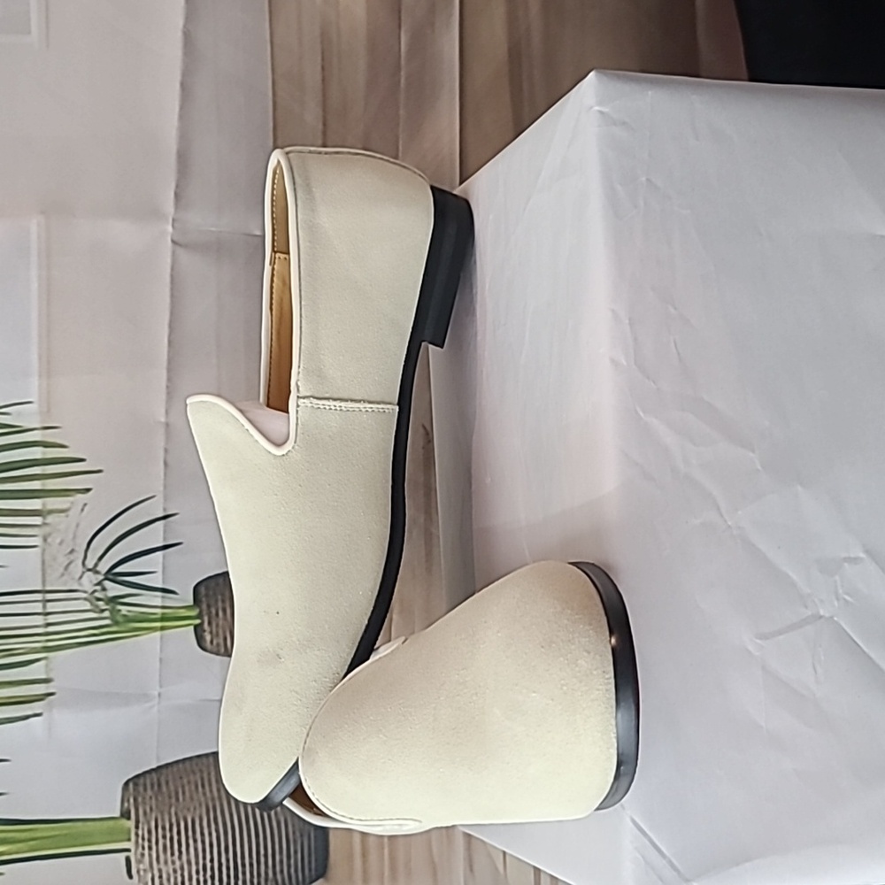 NWOB Doogyear Rahmentenahg Taupe Suede Loafers 44(10-10.5US)